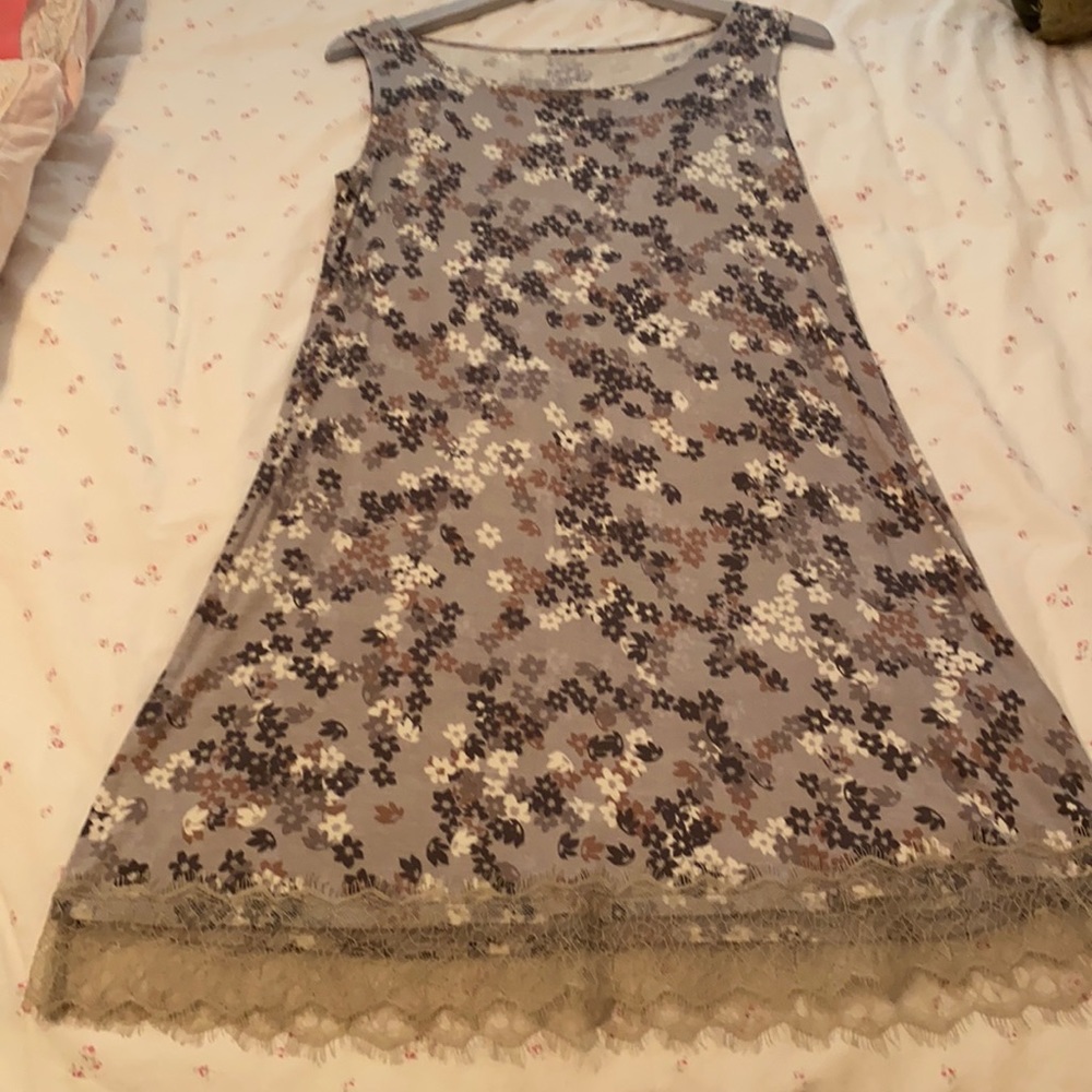 NWOT LOGO BY LORI GOLDSTEIN LACE TRIM TUNIC TANK S
